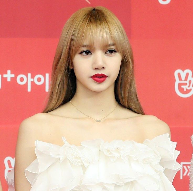 Hình ảnh Lisa (Black Pink) đẹp nhất